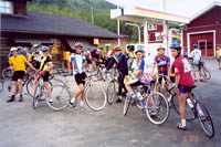 Click here -> 400x600 pix.